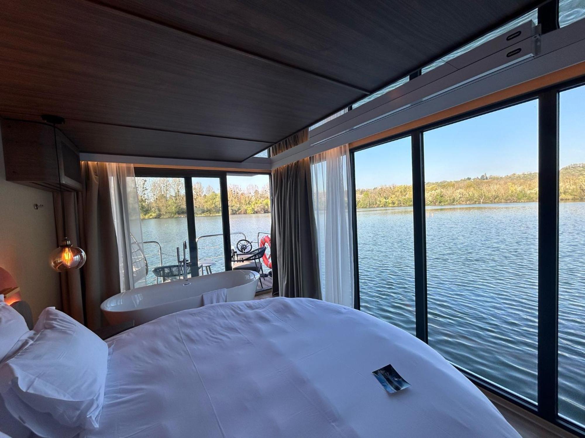 L'Escale Royale Saint-Martin-La-Garenne Port Ilon - Seine - Giverny Exterior photo